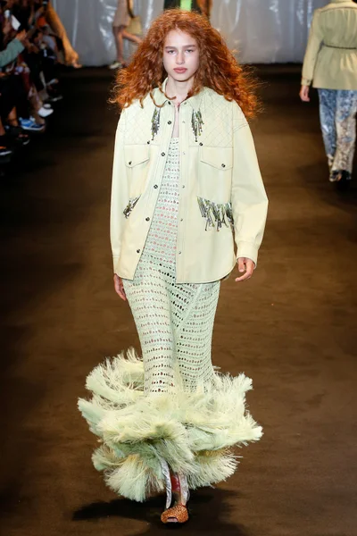 Look 13